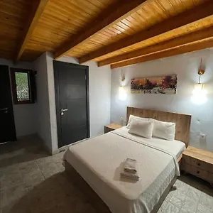 Hotel Ados, Çeşme