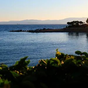 Hotel Mert, Çeşme